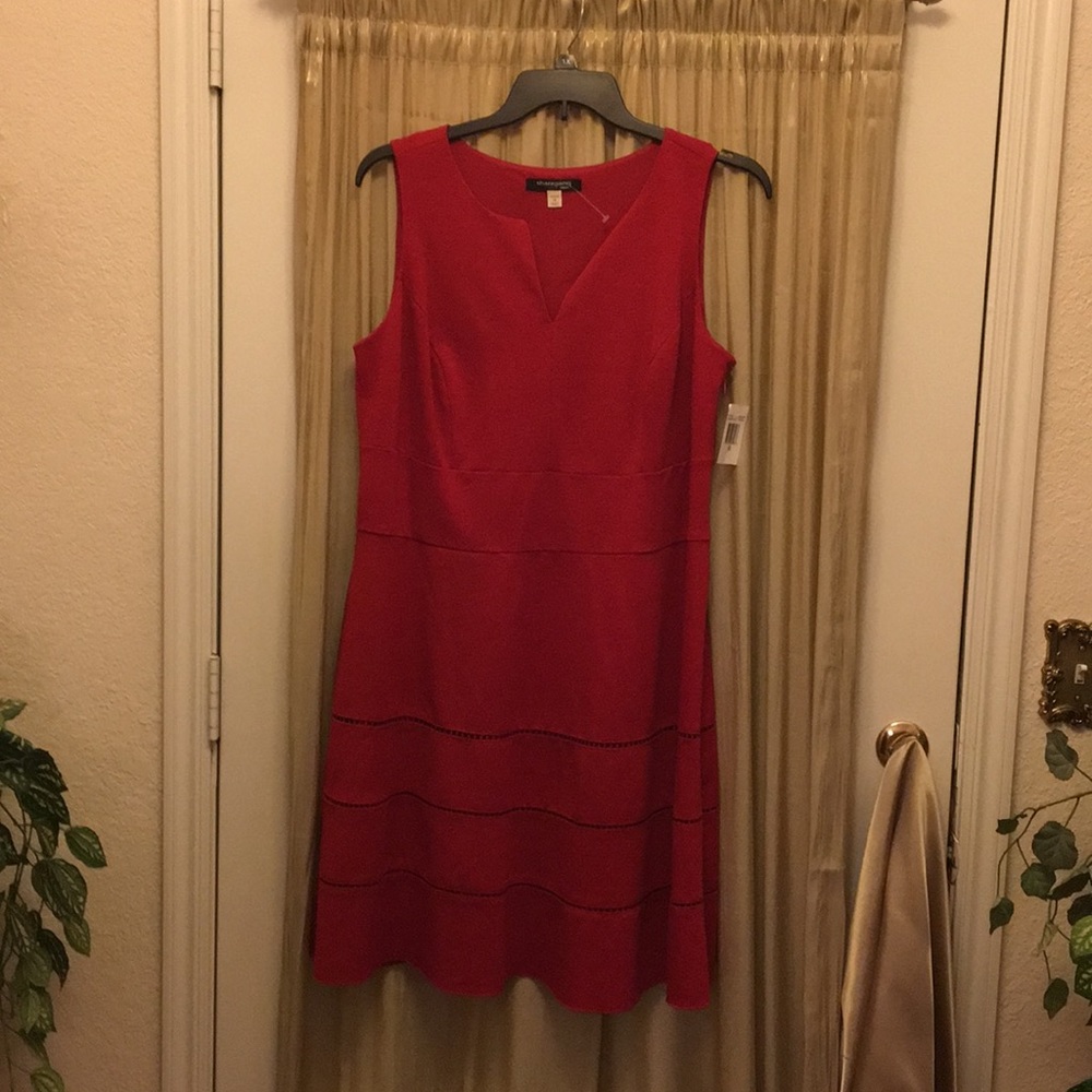Red Searinggono  dress